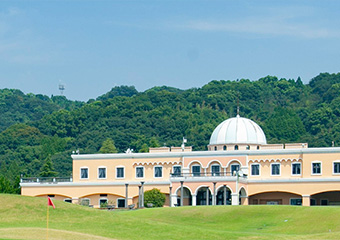 司ロイヤルゴルフクラブ